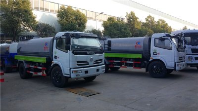 山西太原客户再订6台扫路车、吸尘车、洗扫车、亚虎官网（中国）集团有限公司